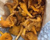 Une image de l'étape 1 de Omelette aux girolles.