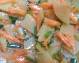 Foto langkah ke 3 dari resep Omelett kentang wortel.