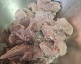 รูปขั้นตอนการทำที่ 2 ของ ผัดหมูลุยป่า