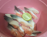 Foto langkah ke 1 dari resep Sop Sirip Salmon.