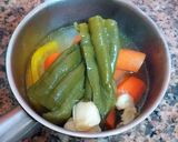Foto del paso 3 de la receta: Potaje de garbanzos con judías verdes y espinacas