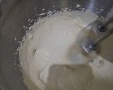 Foto langkah ke 3 dari resep Bolu kukus pandan 2 telur.