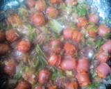 Foto del paso 1 de la receta: Papas con chistorra al vino tinto🍷
