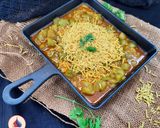A picture of step 6 of Galka Sev nu Shak - Kathiyawadi Sponge Gourd Sev Curry.