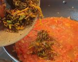 Une image de l'étape 3 de Rougail saucisse fumée(oignon confit)a la bien cousin!!!.