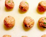 Foto del passaggio 2 della ricetta Polpette di carne al limone