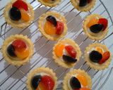 Foto langkah ke 6 dari resep Pie Buah Mini.
