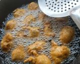 બટાકા ડુંગળી ના પકોડા (Bataka Dungri Pakoda Recipe In Gujarati) રેસીપી સ્ટેપ3ફોટો