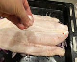 Foto del paso 2 de la receta: Merluza austral a la italiana