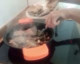 Foto del paso 4 de la receta: Filetes de cerdo en salsa