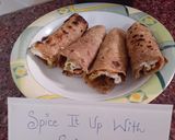 A picture of step 4 of Tortilla chicken cheese wraps.
