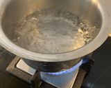A picture of step 2 of Bathua paratha.