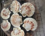 Hình bước làm 1 của món Sò điệp trắng nướng mỡ hành