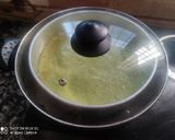 A picture of step 6 of Spicy Tricolour Sandwich Dhokla.