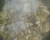 Foto del paso 3 de la receta Arroz encebollado con panceta y champiñones