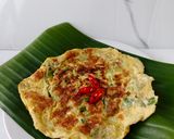 Foto langkah ke 4 dari resep Telur Dadar Daun Pisang.