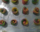 Foto langkah ke 4 dari resep 9.🌹Cookies mawar pelangi 🌈.