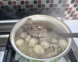 Foto langkah ke 2 dari resep Sop Bakso Tulang Iga.
