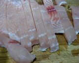 Hình bước làm 1 của món Phi lê cá basa chiên giòn