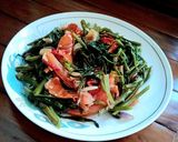 Foto langkah ke 7 dari resep Kangkung Tumis Saus Tiram.