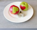 Фото кроку 2 до Яблочко на двоих 🍎🍏 💑.