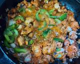 Tawa Chicken Pizza recipe step 2 photo