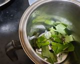 A picture of step 1 of Pan stuff gulkand masala modak.