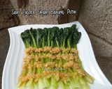 Foto langkah ke 5 dari resep Sawi Pagoda Siram Bawang Putih.