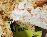 Foto del passaggio 6 della ricetta Focaccione alle cipolle con prosciutto crudo e stracchino