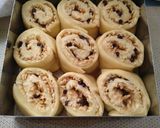 Une image de l'étape 4 de Chelsea buns.