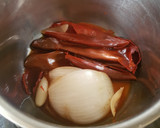 Foto del paso 3 de la receta: Tacos de nopalitos adobados