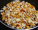 A picture of step 2 of Bhel (Odisha style).