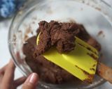 Foto langkah ke 4 dari resep Kue Semprit Coklat.