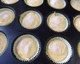 Foto del paso 2 de la receta: Magdalenas de naranja y crema de leche