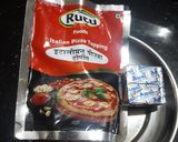 પીઝા સોસ વિથ ચીઝ પરાઠા (pizza sauce with cheez paratha recipe in gujarati) રેસીપી સ્ટેપ1ફોટો