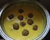 A picture of step 10 of Mix Dal Mangode Kadhi.