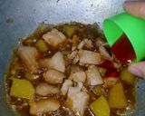Foto langkah ke 5 dari resep 123. Ayam tumis bawang kentang.