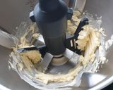 Une image de l'étape 2 de Gâteau super moelleux aux pommes bien fondantes.