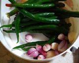 Foto langkah ke 1 dari resep Sambal cabe ijo.
