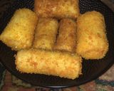 Foto langkah ke 6 dari resep Risoles Ayam Sayur Keju.