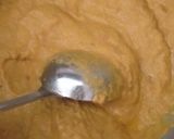 A picture of step 2 of Mushroom paneer masala.