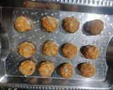 A picture of step 7 of Maggi Pakoda.
