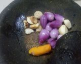 Foto langkah ke 4 dari resep Gulai cumi isi.