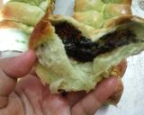 Foto langkah ke 4 dari resep Roti manis isi coklat pisang.