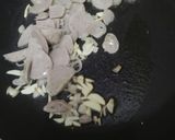 Foto langkah ke 2 dari resep Tumis brokoli baso(untuk anak).