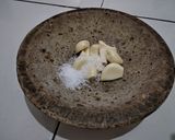 Foto langkah ke 1 dari resep Ayam Geprek bee2wolf.