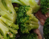Foto del paso 3 de la receta: Ensalada tibia, brócoli, caballa, alubias