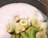 A picture of step 4 of Creamy fruit salad.