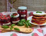 Bazsalikomos-rebarbarás szamócalekvár recept fázis 15 fotója