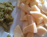 Foto del paso 3 de la receta: Tequeños de queso y aceitunas👩🏼‍🍳